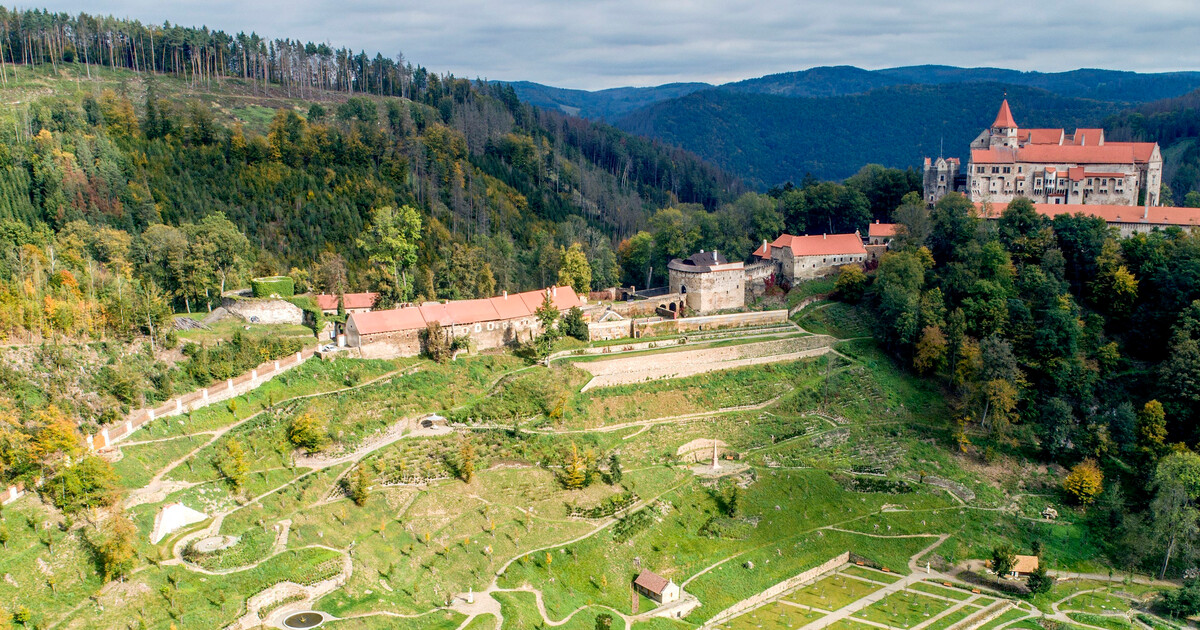 Pernštejn — photo from their website