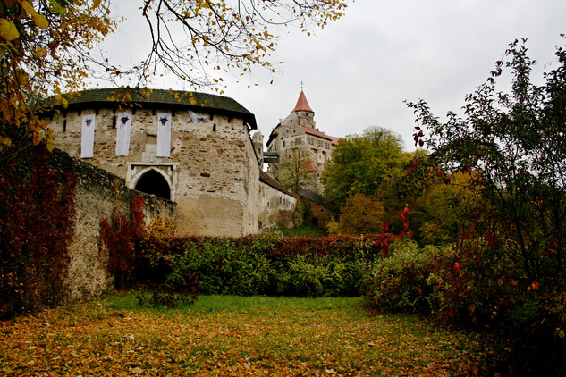 Pernštejn – vrchnostenská okrasná zahrada