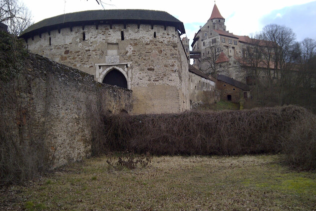 Pernštejn – vrchnostenská okrasná zahrada